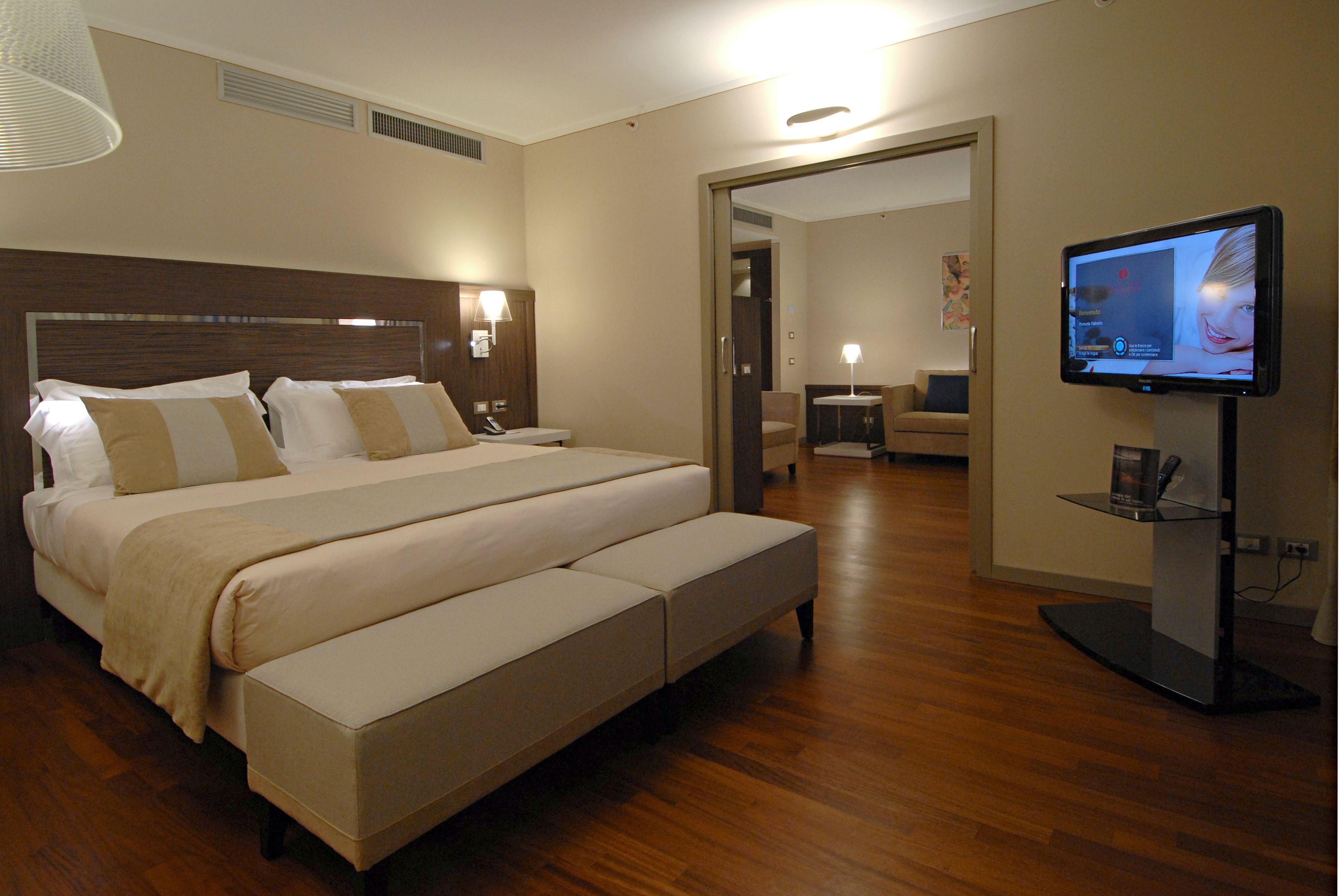 Ramada Plaza By Wyndham Milano — Bilder 3